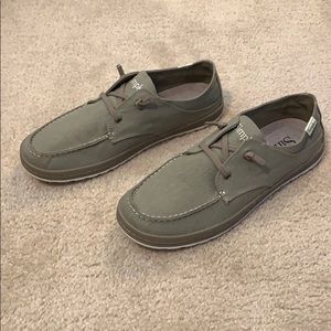 Simple size 10 slip on shoe